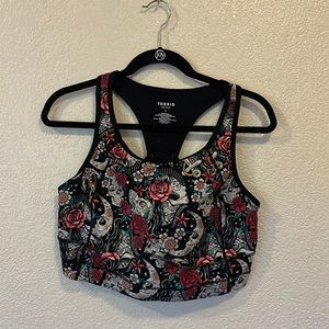 Torrid size 1 (US size 1X) Tattoo print Sports bra